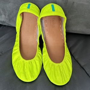 Tieks Unmellow Neon Yellow Ballet Flats - Size 10 - EXCELLENT COND